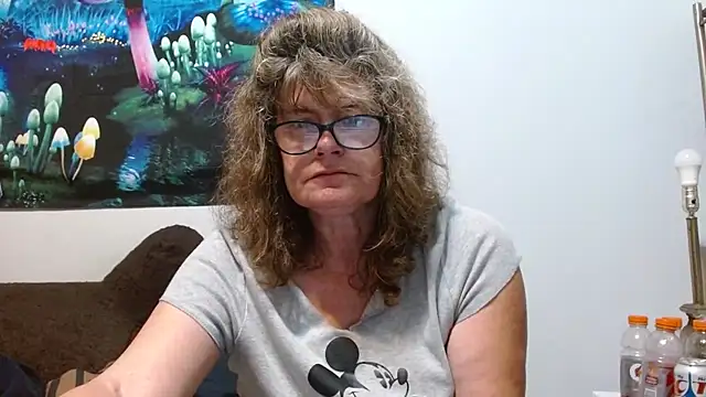 ladylavende3 online show from 10-05-25, 07:21