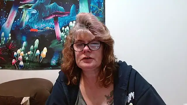 ladylavende3 online show from 02-13-26, 07:41