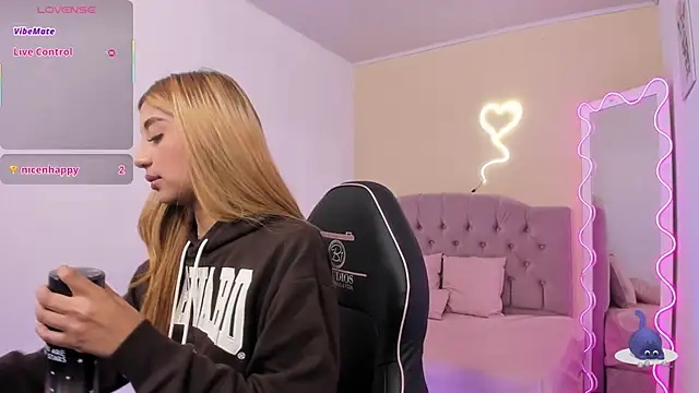 Snapshot of IRINA_TAY1 chatting on 01-14-26, 03:10 IRINA TAY1 online show from 01-14-26, 03:10