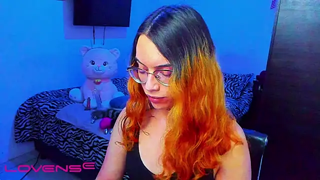 lillykittyyy online show from 03-25-26, 03:17