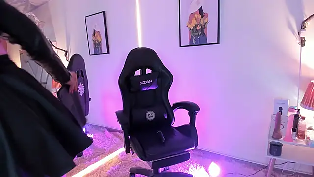 Astrid williams online show from 01-10-26, 02:29