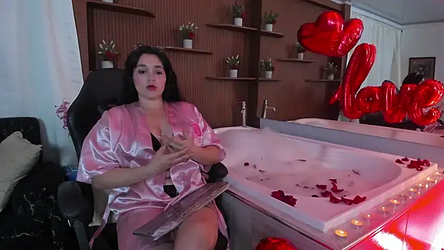 Snapshot of Astrid_williams chatting on 02-15-26, 02:56 Astrid williams online show from 02-15-26, 02:56