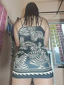 Lara queenxxx online show from 03-11-26, 11:48