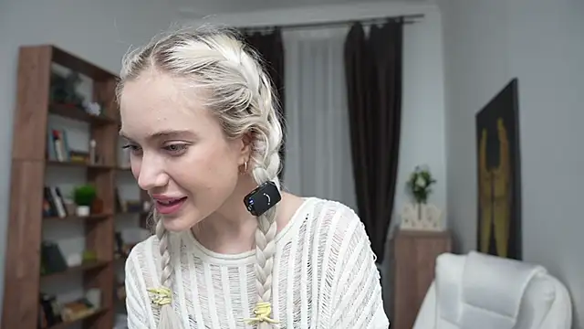 KristalCrowner online show from 03-28-26, 08:43