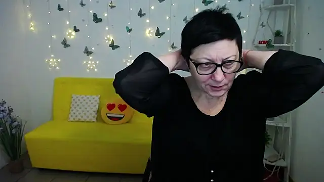 EmilyL0ve online show from 02-21-26, 06:26