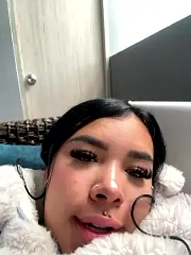 Liaevans   online show from 01-14-26, 06:55