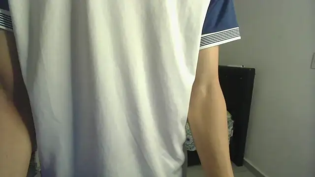 pocket loversxxx online show from 03-04-26, 06:21