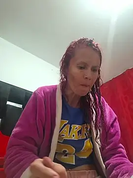 cintia love online show from 05-06-26, 10:14
