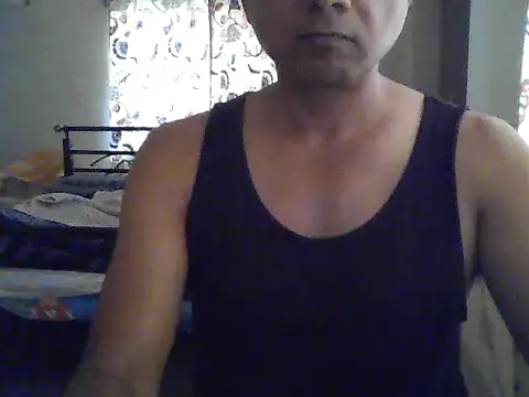 Snapshot of Moh-Moksha chatting on 05-15-26, 05:05 Moh-Moksha online show from 05-15-26, 05:05