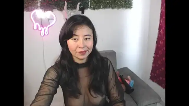 Snapshot of LolaOpalX chatting on 02-24-26, 03:24 LolaOpalX online show from 02-24-26, 03:24