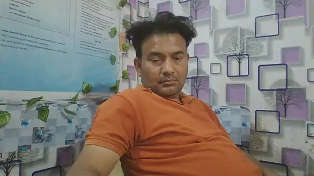 Snapshot of KUMA_500 chatting on 02-22-26, 11:01 KUMA 500 online show from 02-22-26, 11:01