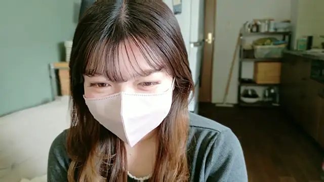   Yui  online show from 02-27-26, 02:01