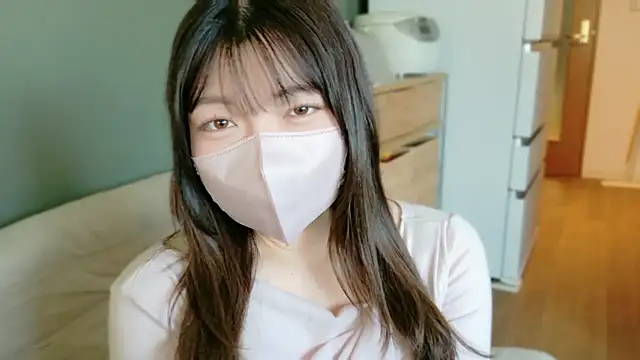   Yui  online show from 02-10-26, 01:59