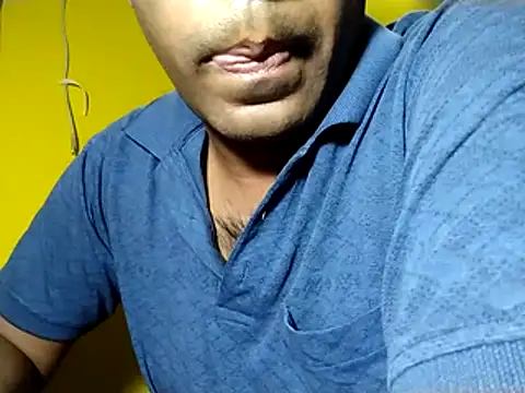 Snapshot of Lucky___05 chatting on 04-22-26, 08:10 Lucky 05 online show from 04-22-26, 08:10