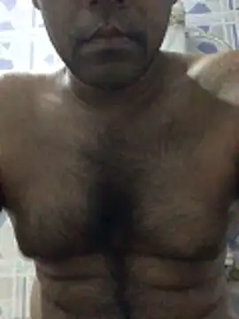 Snapshot of Lucky___05 chatting on 05-26-26, 05:22 Lucky 05 online show from 05-26-26, 05:22