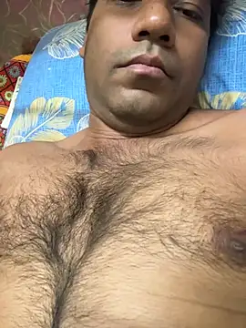 Snapshot of Lucky___05 chatting on 06-09-26, 02:45 Lucky 05 online show from 06-09-26, 02:45