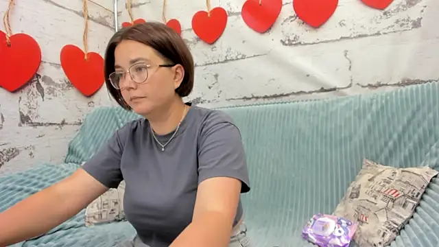 Sweetie Rozzy online show from 06-20-26, 01:21