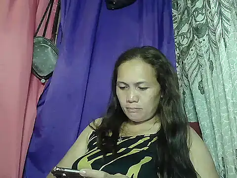 prettymomma24xx online show from 07-22-26, 10:28