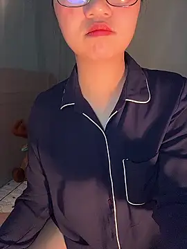 Bong lovelyy online show from 01-08-26, 01:00