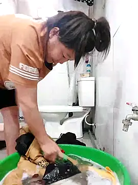 donaaa2 online show from 02-15-26, 02:23