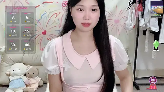 Snapshot of xiaoguai99 chatting on 06-16-26, 01:22 xiaoguai99 online show from 06-16-26, 01:22