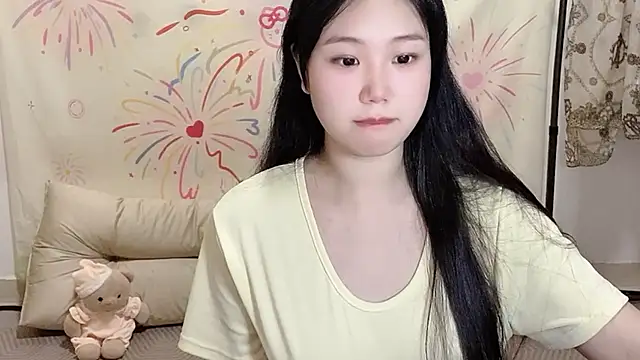 xiaoguai99 online show from 07-08-26, 12:39