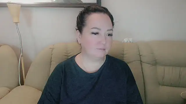 infinity loveliness online show from 09-28-25, 05:36