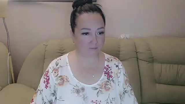 infinity loveliness online show from 09-25-25, 04:07