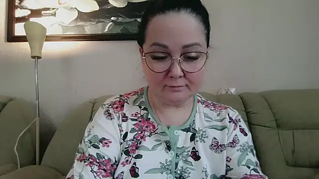 infinity loveliness online show from 04-12-26, 09:34