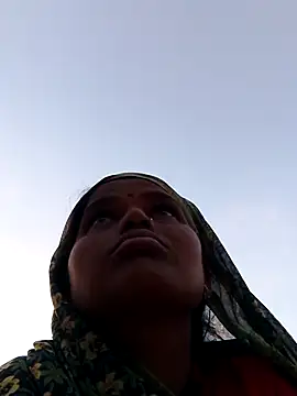 Snapshot of Jyoti_sekh chatting on 06-20-26, 12:04 Jyoti sekh online show from 06-20-26, 12:04