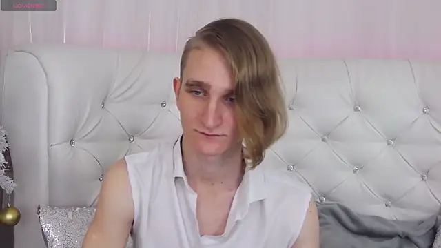 ArnoldRizzo online show from 01-08-26, 04:18