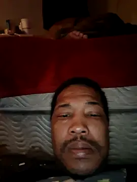 Snapshot of moneyboi1988 chatting on 01-09-26, 10:11 moneyboi1988 online show from 01-09-26, 10:11