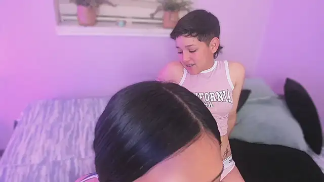 Auroraaa 527 online show from 01-13-26, 03:43