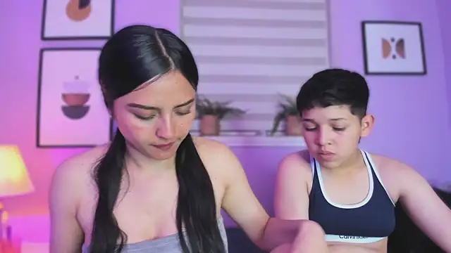 Auroraaa 527 online show from 01-08-26, 03:56