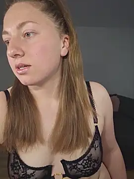 Snapshot of KittyAda1212 chatting on 05-20-26, 06:27 KittyAda1212 online show from 05-20-26, 06:27