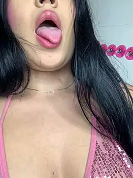 DulcePiink online show from 04-10-26, 06:37