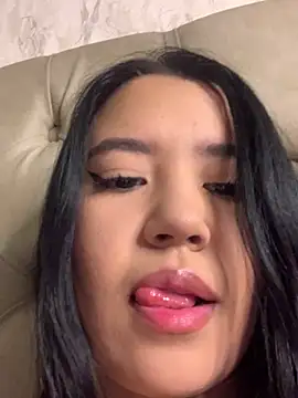 Snapshot of DulcePiink chatting on 01-31-26, 07:45 DulcePiink online show from 01-31-26, 07:45