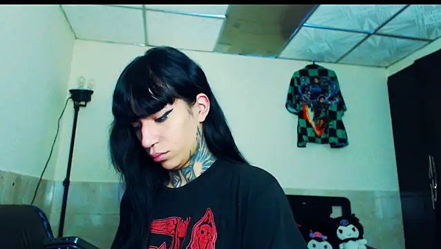 Snapshot of jazmin_wolf chatting on 02-14-26, 12:05 jazmin wolf online show from 02-14-26, 12:05