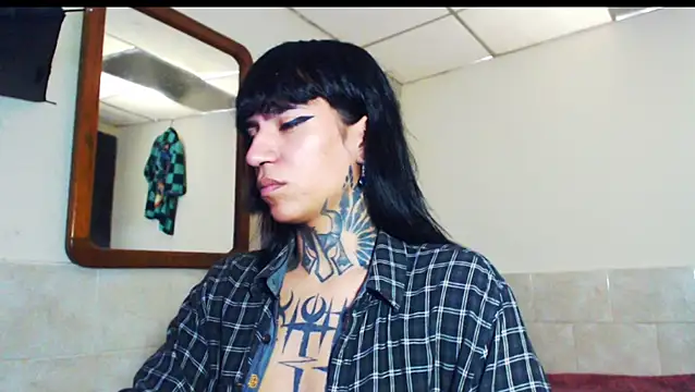 jazmin wolf online show from 01-12-26, 04:58