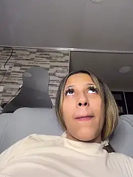 vicky bass  online show from 02-15-26, 03:40