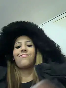 vicky bass  online show from 03-29-26, 02:24