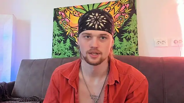 Snapshot of Lev_Miller chatting on 05-16-26, 05:06 Lev Miller online show from 05-16-26, 05:06