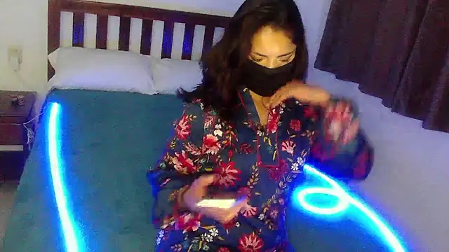 cubomarina online show from 01-12-26, 07:48