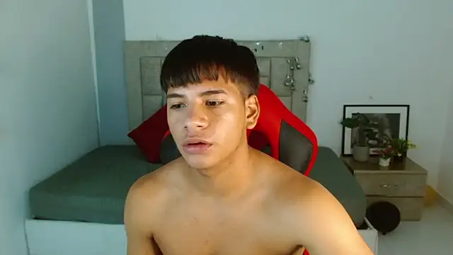 Jay fox1 online show from 01-10-26, 05:03