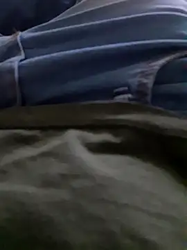 Snapshot of rolaaa2000 chatting on 02-05-26, 10:05 rolaaa2000 online show from 02-05-26, 10:05