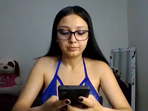 persefxne online show from 04-27-26, 12:30