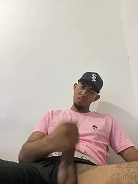 youngalexofficial online show from 02-06-26, 01:01