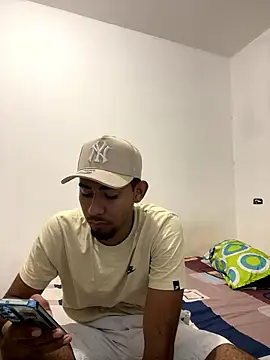 youngalexofficial online show from 01-18-26, 05:33