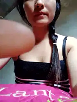 Snapshot of Asami_6868 chatting on 01-08-26, 05:24 Asami 6868 online show from 01-08-26, 05:24