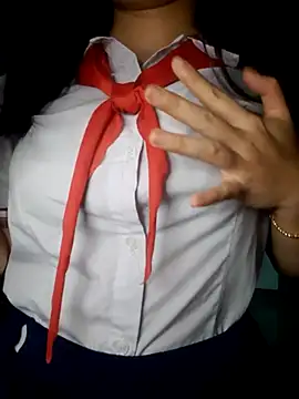 Snapshot of lina_loveee chatting on 04-03-26, 05:08 lina loveee online show from 04-03-26, 05:08